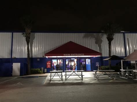 8125 lake worth road - Palm Beach Skate Zone is Palm Beach County's only 3 Ice Rink Facility and is conveniently located just off the Florida Turnpike exit at Lake Worth Road . Our 75,000 square feet facility features: 3 Ice Skating Rinks, Cafes (Fresh Menu), Full Service Pro Shop, Party/Locker Rooms, Arcade Games, Wi-Fi and more! Our mission is to deliver the best ... 